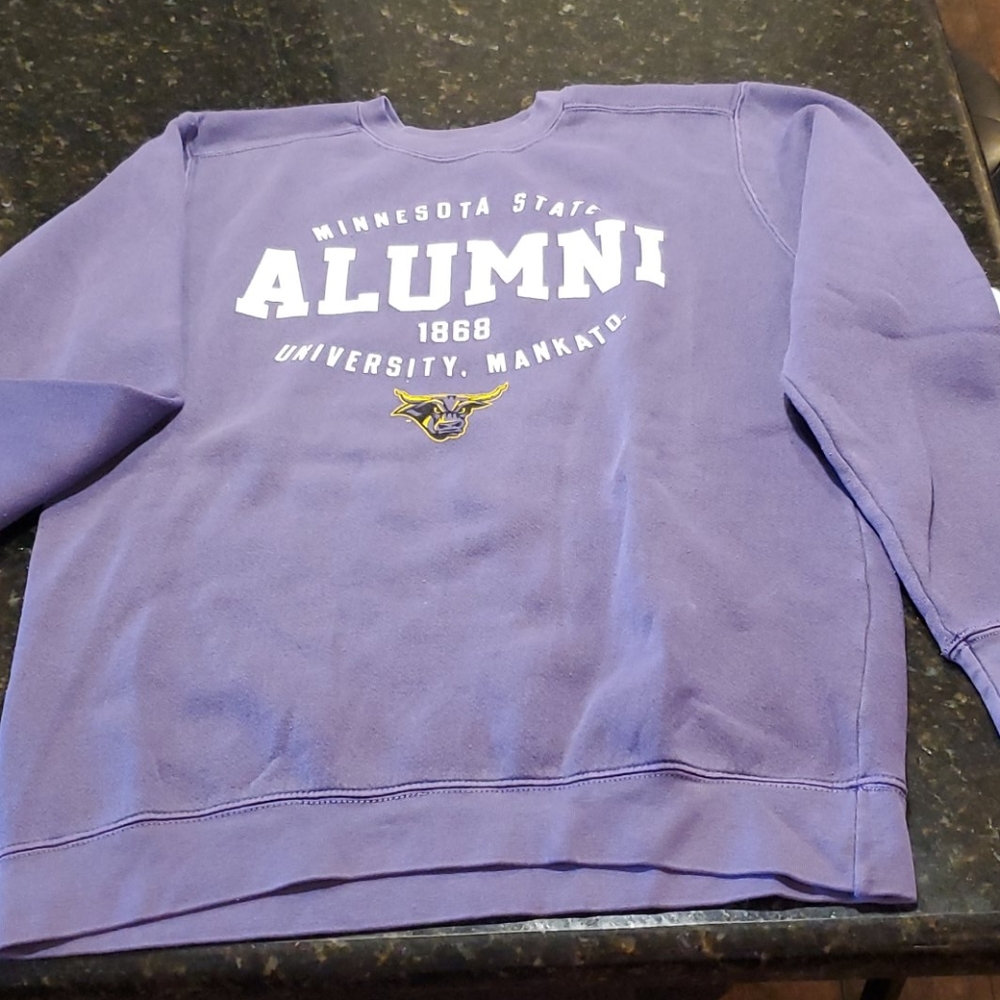 Minnesota state sweatshirt